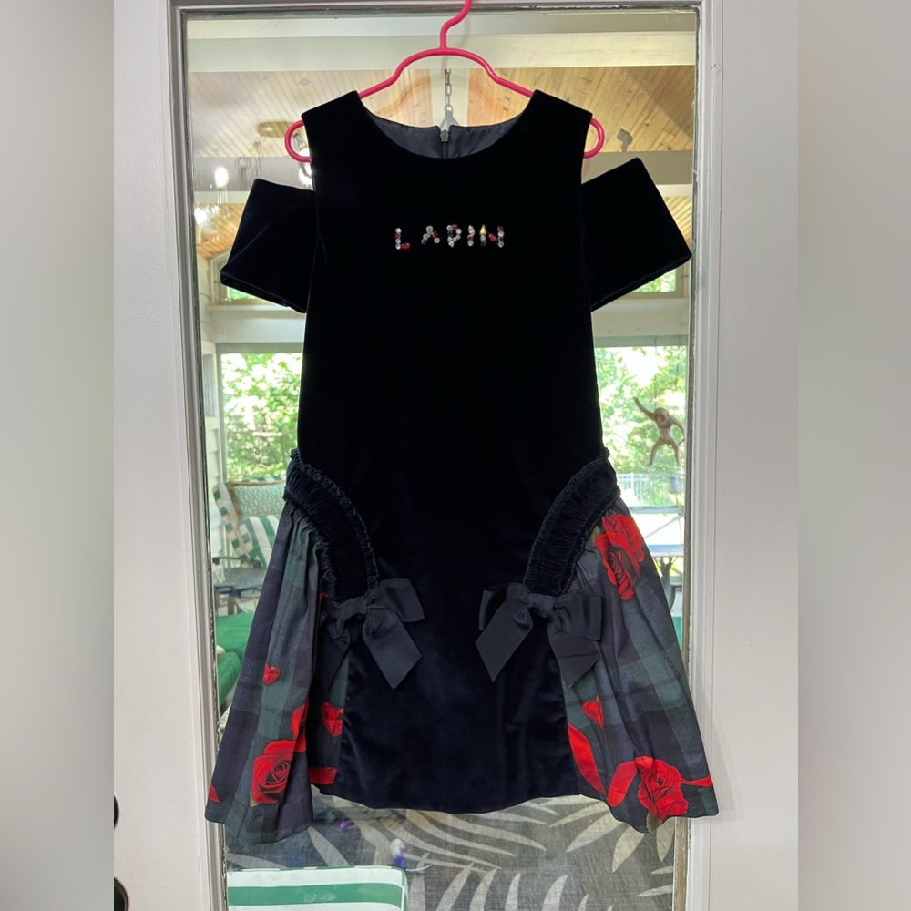 💙🌹Lapin House🌹💙Cold Shoulder Velvet Dress Size 10yrs